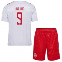 Echipament fotbal Danemarca Rasmus Hojlund #9 Tricou Deplasare European 2024 pentru copii maneca scurta (+ Pantaloni scurti)